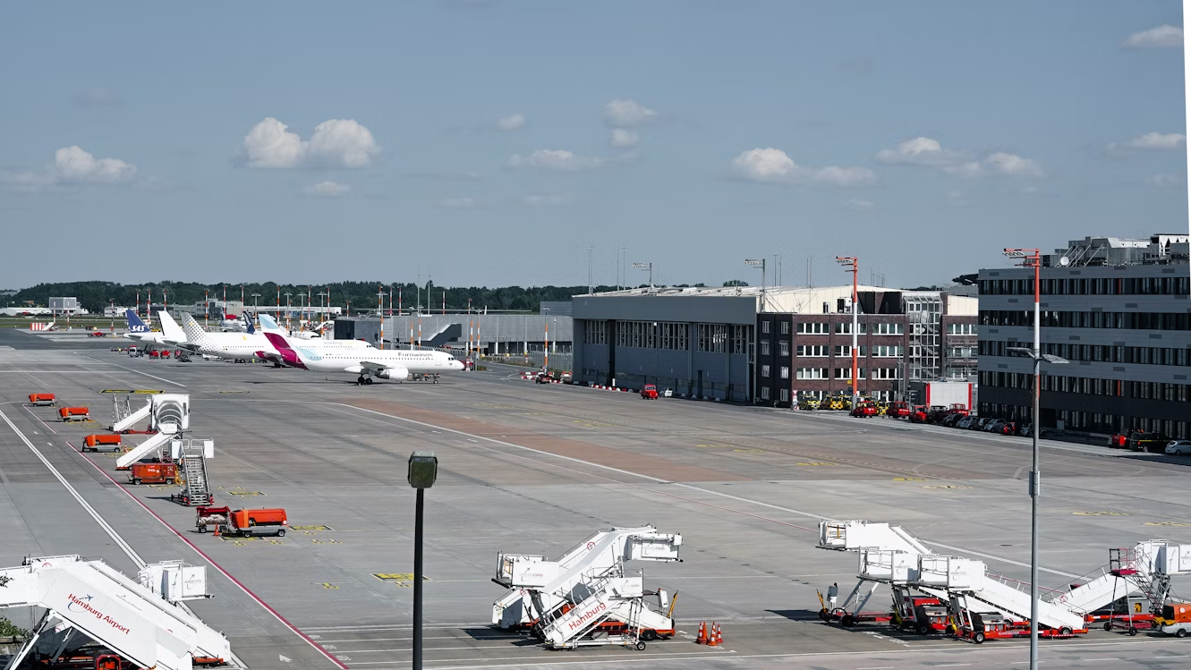 Airport Parking Visual